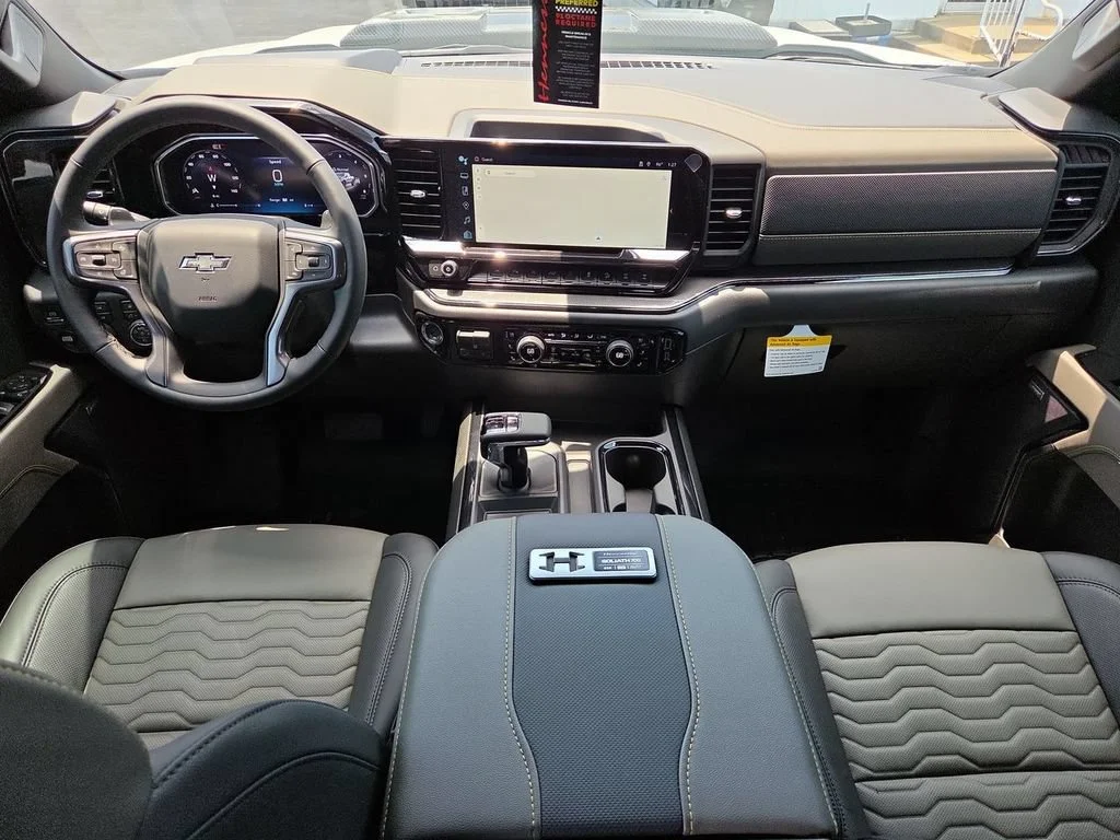 New 2026 Summit White Chevrolet ZR2 image 13