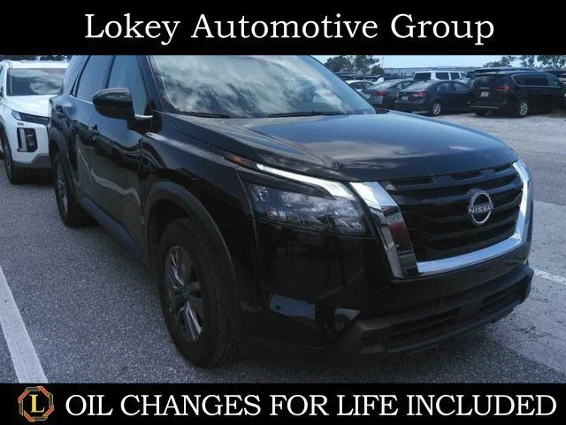 Used 2025 Black Nissan SV image 1
