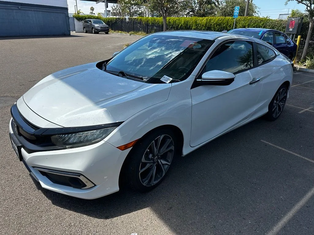 Used 2019 White Honda Touring image 14