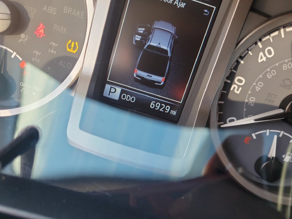 Used 2023 Silver Toyota SR5 image 22