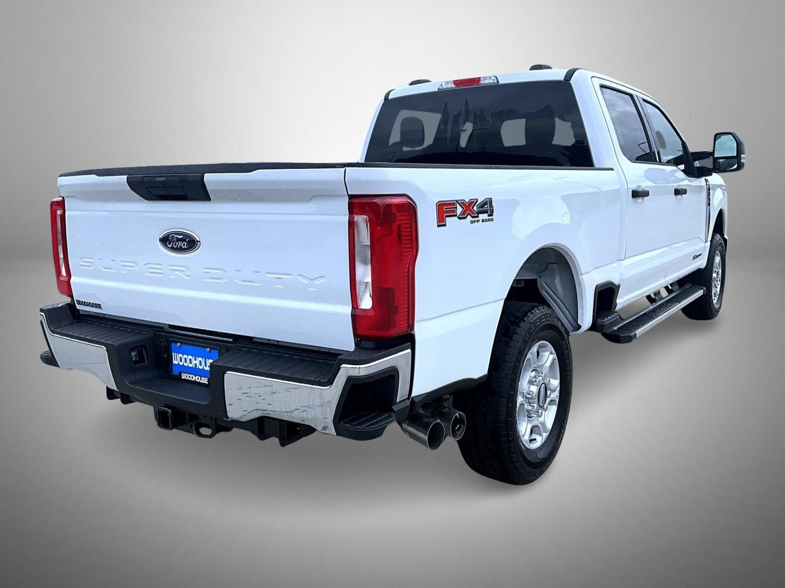 New 2026 Oxford White Ford XLT image 5