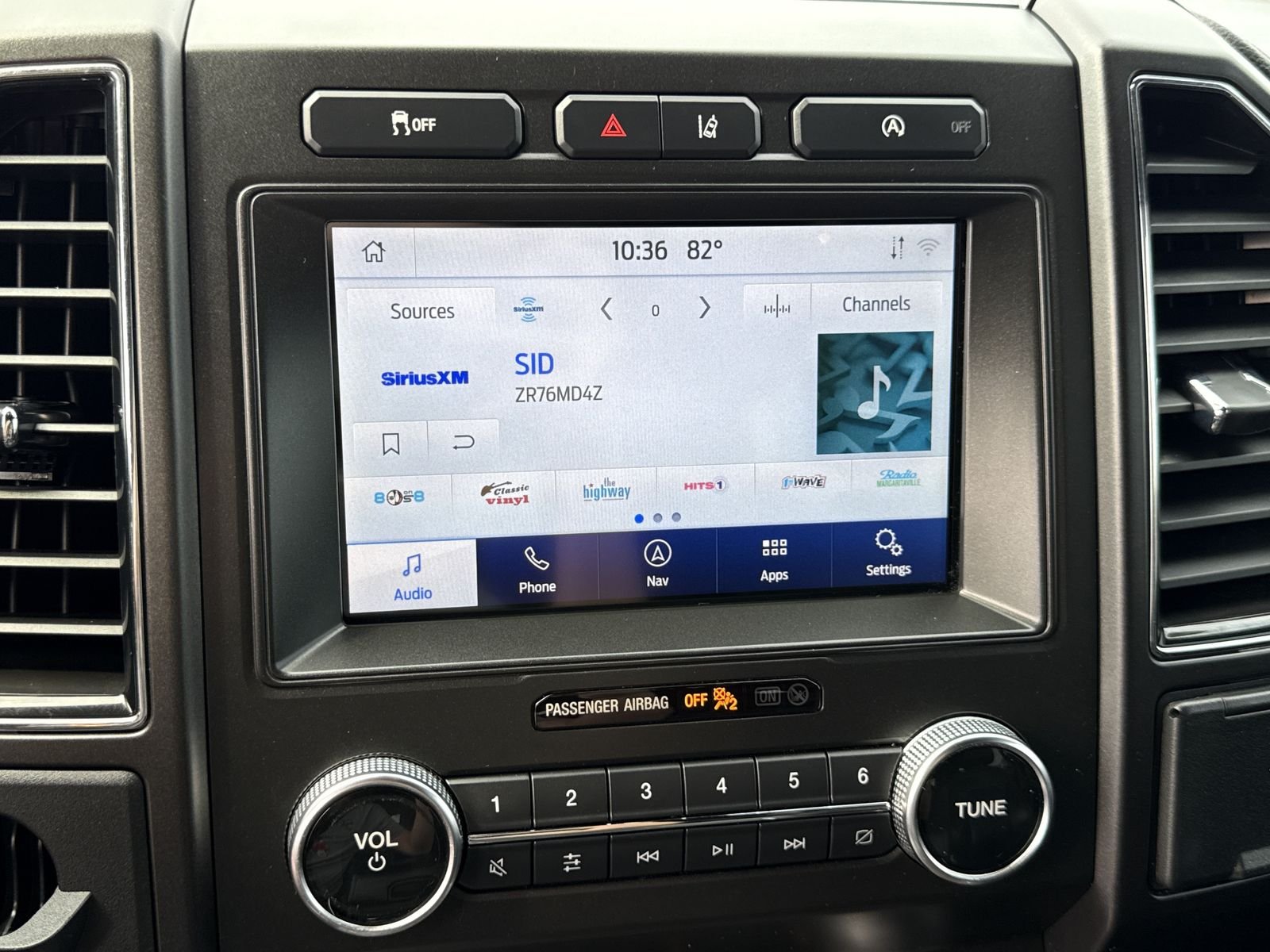 Used 2021 Oxford White Ford Limited image 27