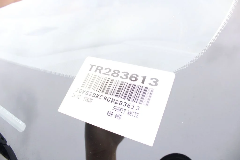 Used 2016 White GMC SLT image 42