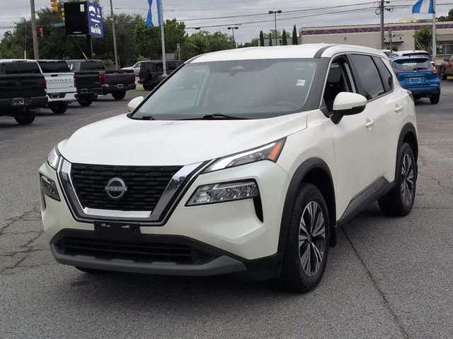Used 2023 White Nissan SV image 7