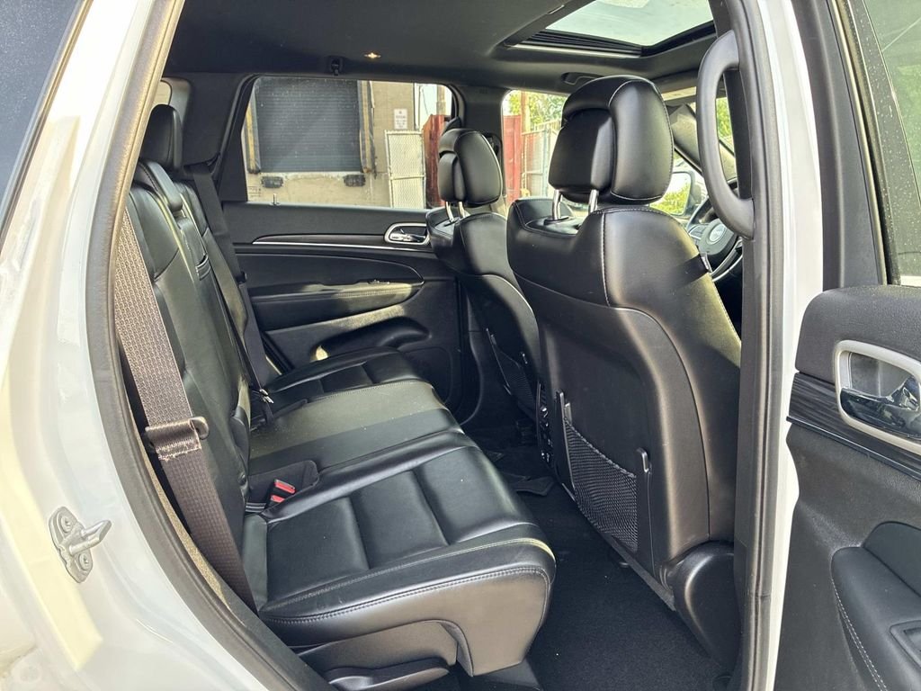 Used 2021 White Jeep Limited image 11