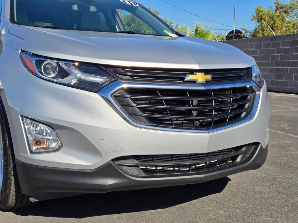 Used 2021 SILVER ICE METALLIC Chevrolet LT image 8