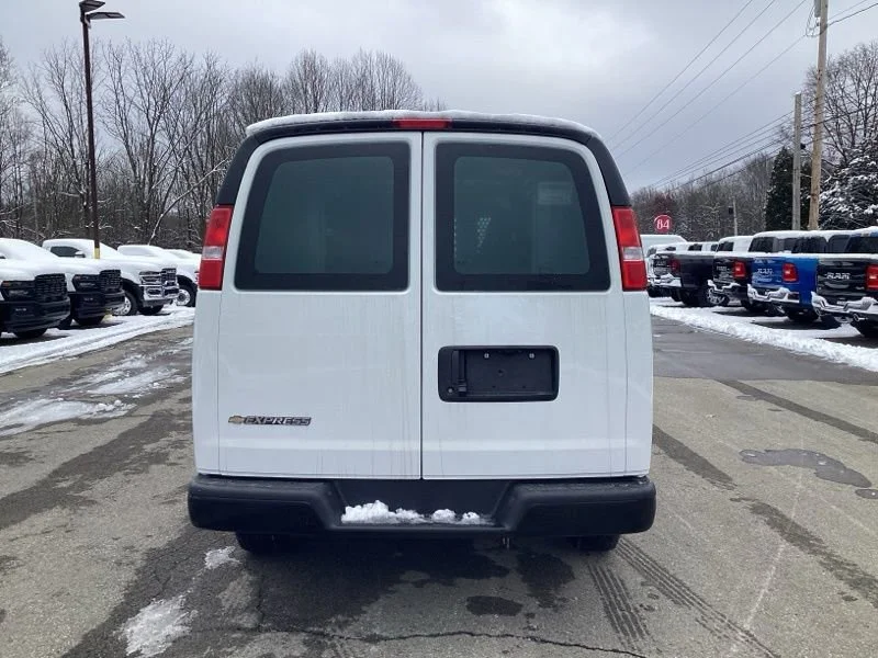 2025 Chevrolet Express Cargo Work Van - Photo 6