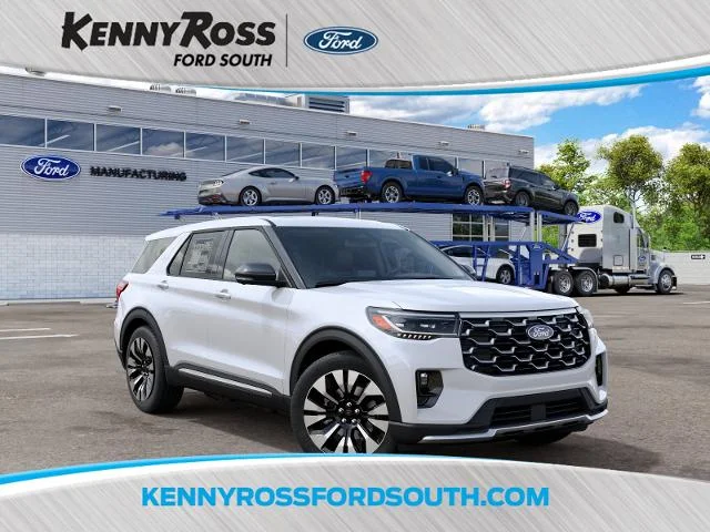 New 2027 Star White Metallic Tri-Coat Ford Platinum™ image 25