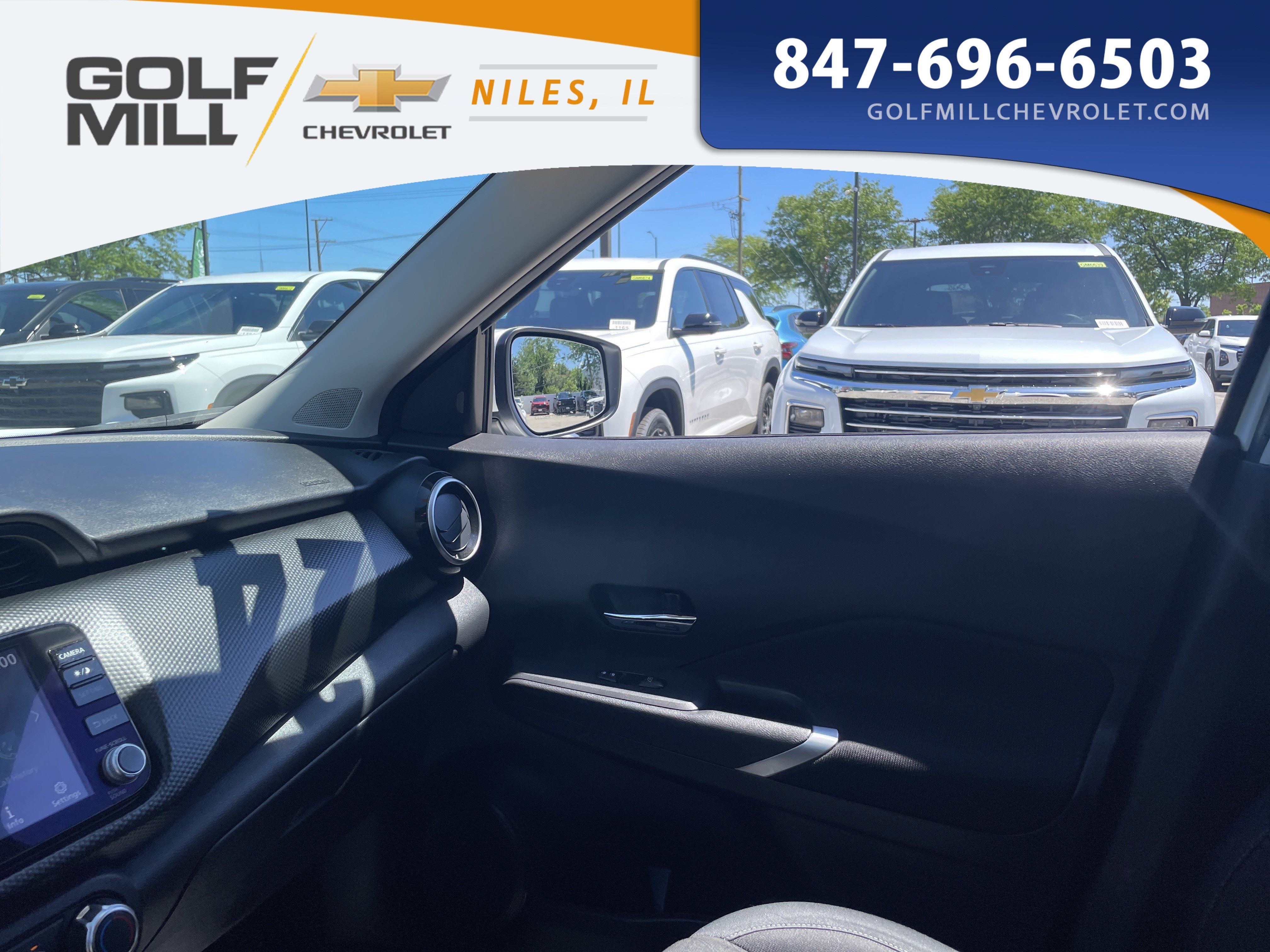 Used 2024 Fresh Powder Nissan SV image 23