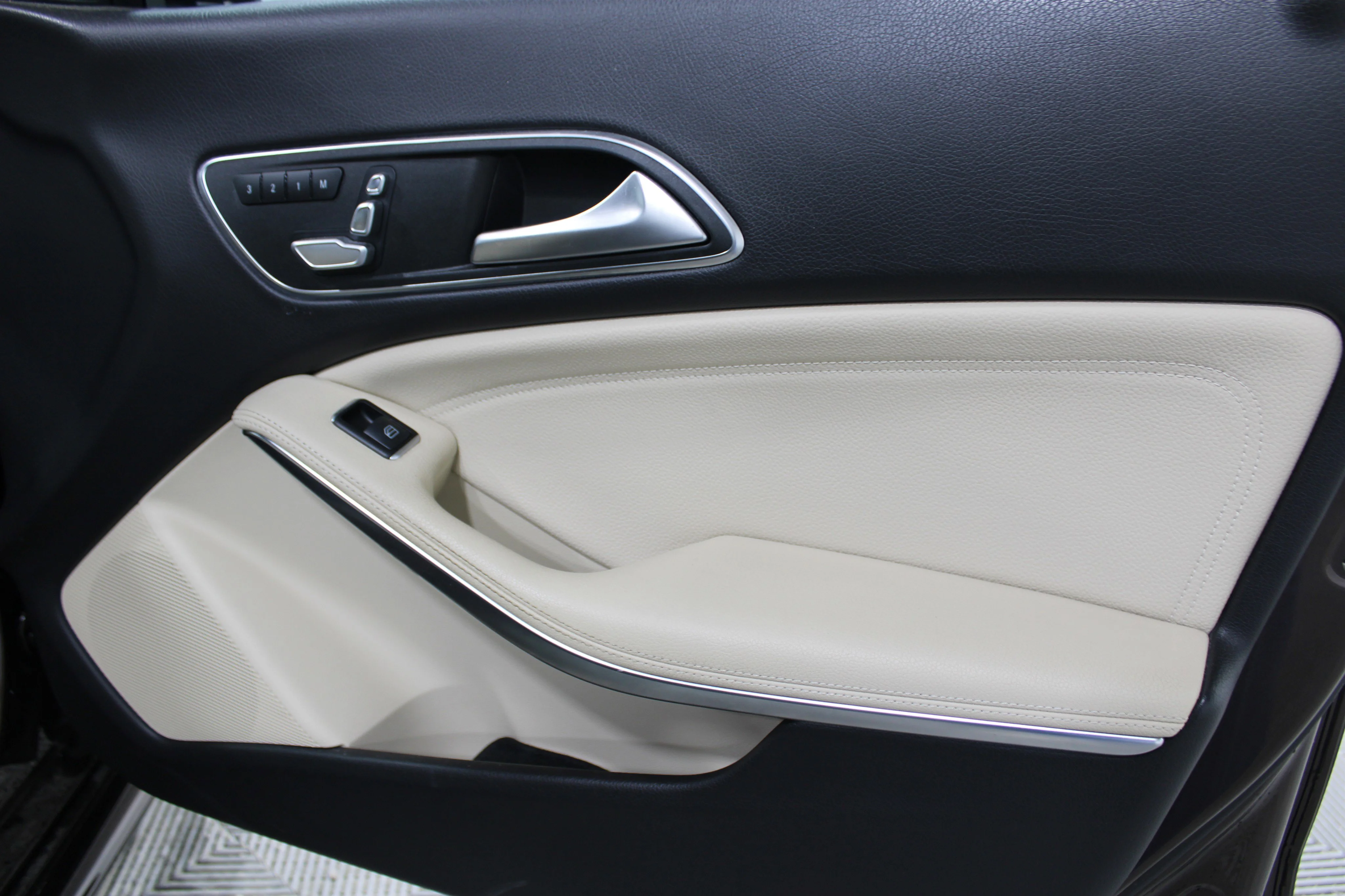 2019 Mercedes-Benz CLA CLA250 - Photo 25