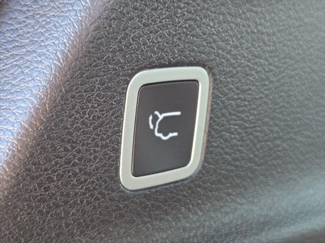 2026 Chrysler Pacifica Limited - Photo 15