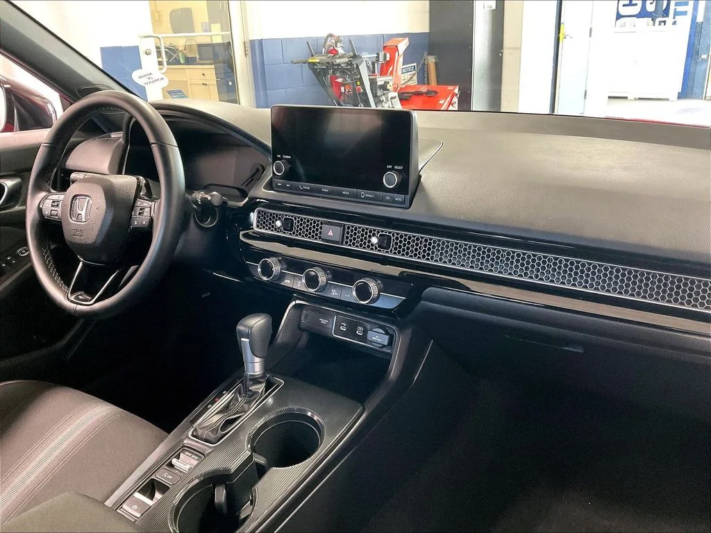 Used 2025 Red Honda Sport image 14