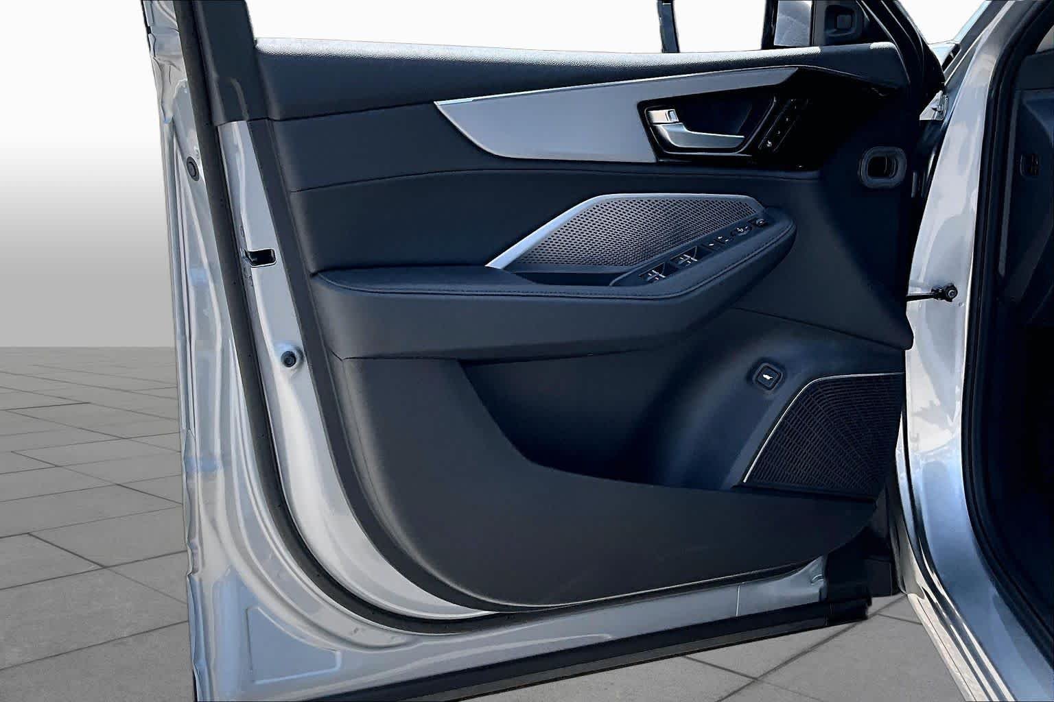 New 2026 Solar Silver Metallic Acura  image 10
