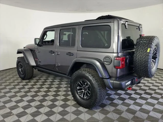New 2026 Granite Crystal Metallic Clear-Coat Exterior Paint Jeep Rubicon image 31