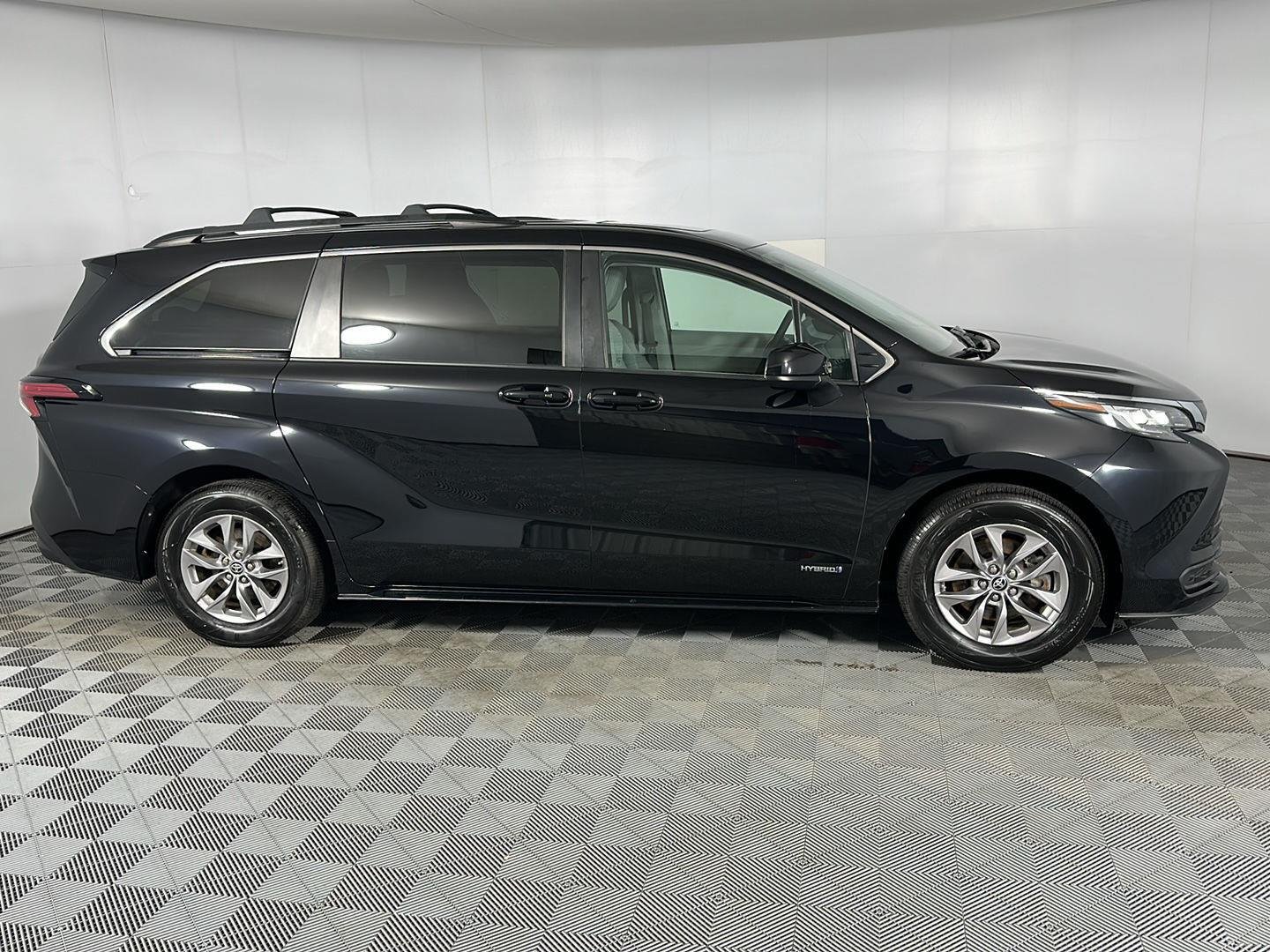 Used 2021 Midnight Black Metallic Toyota LE image 8