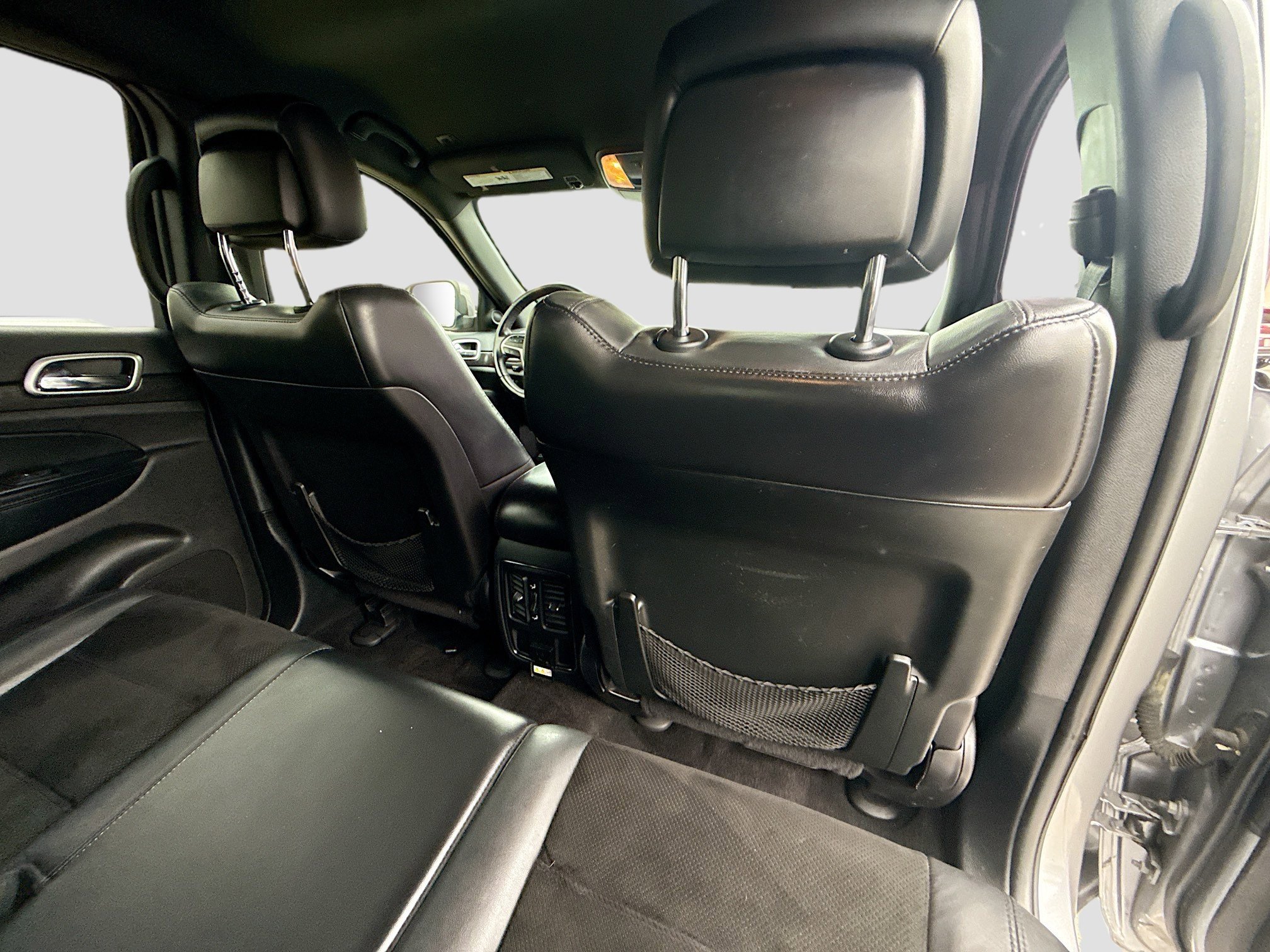 Used 2017 Billet Silver Metallic Clearcoat Jeep Altitude image 27