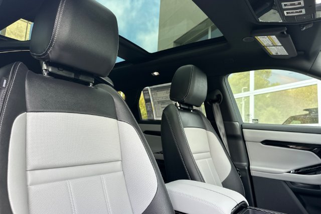 New 2026 Tribeca Blue Land Rover Hoxton Edition image 15