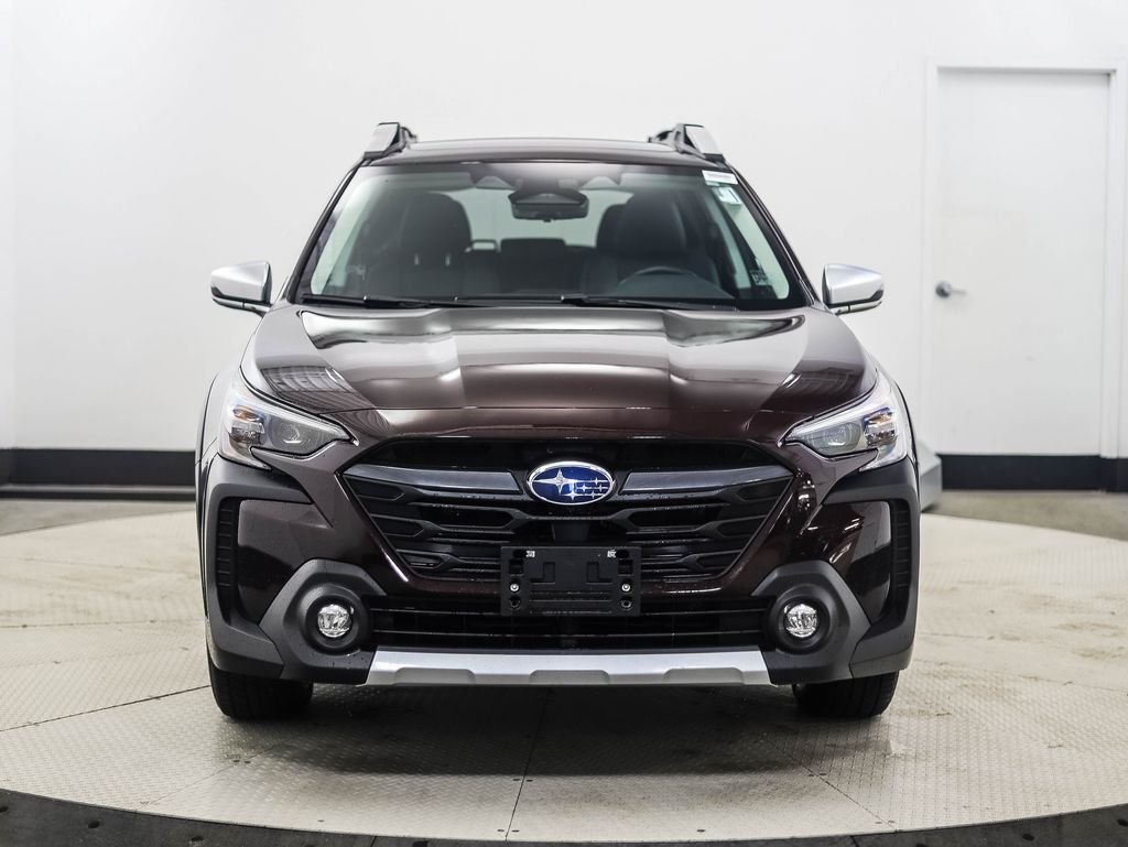 Used 2023  Subaru  image 8