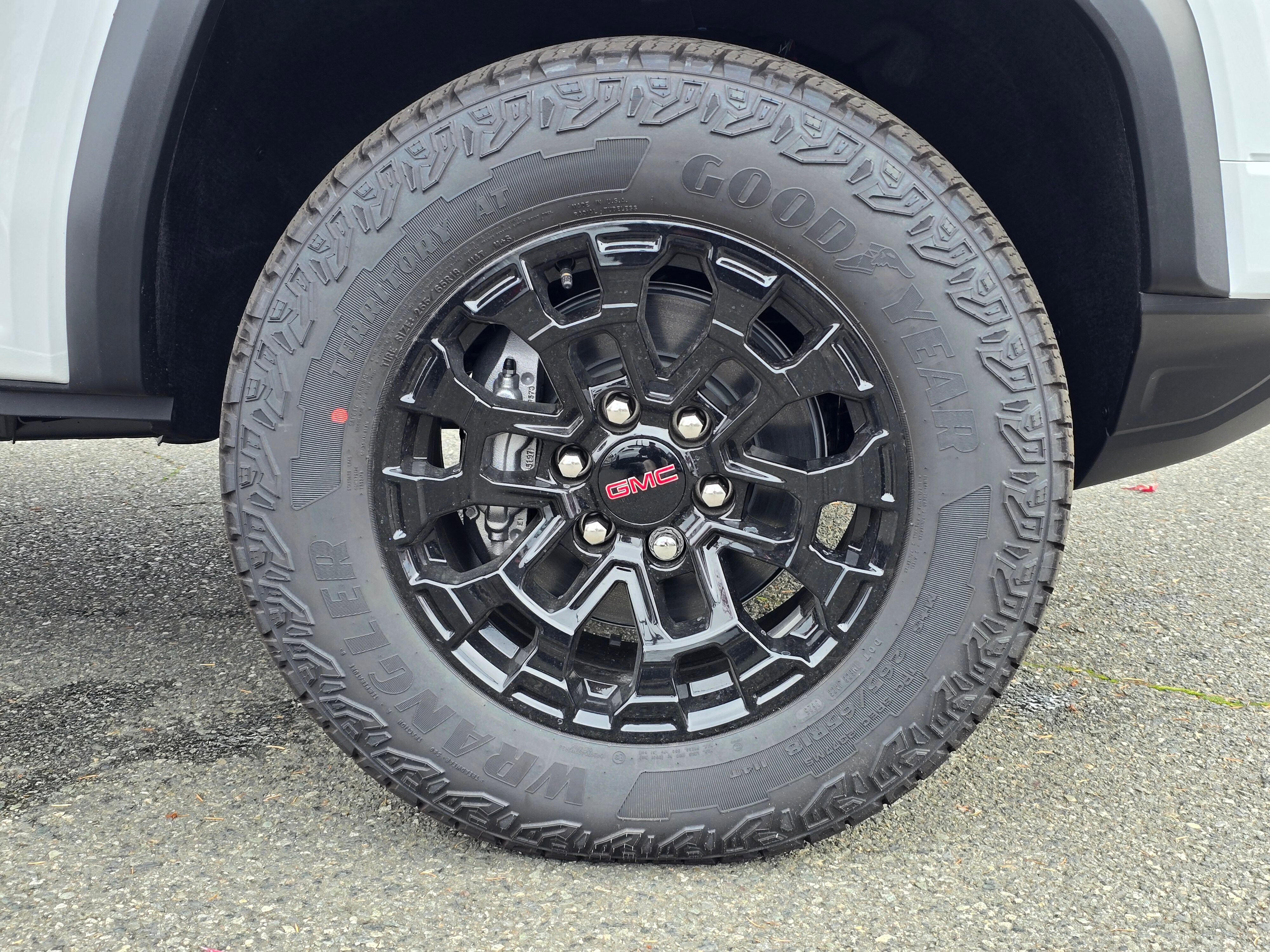 2026 GMC Canyon Elevation - Photo 9