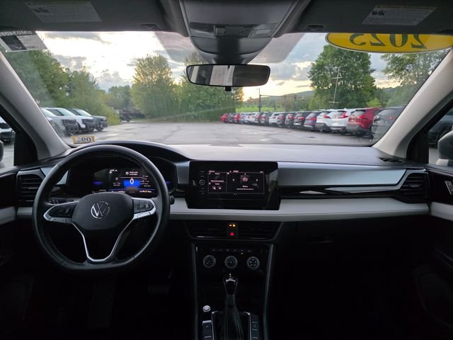 Used 2025 Pure White Volkswagen 1.5T S image 18