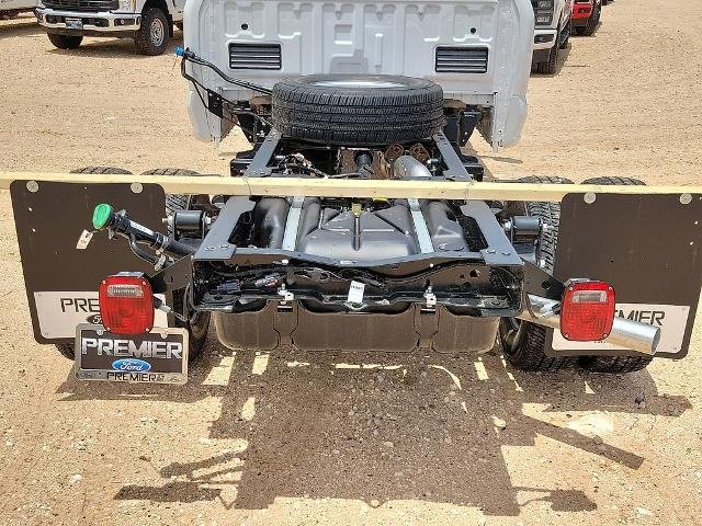New 2026 Oxford White Ford F-350® XL image 40
