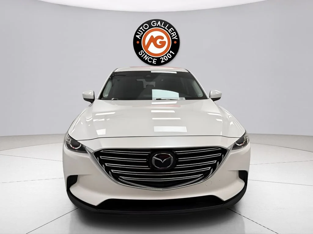 Used 2022 White Mazda Touring image 8