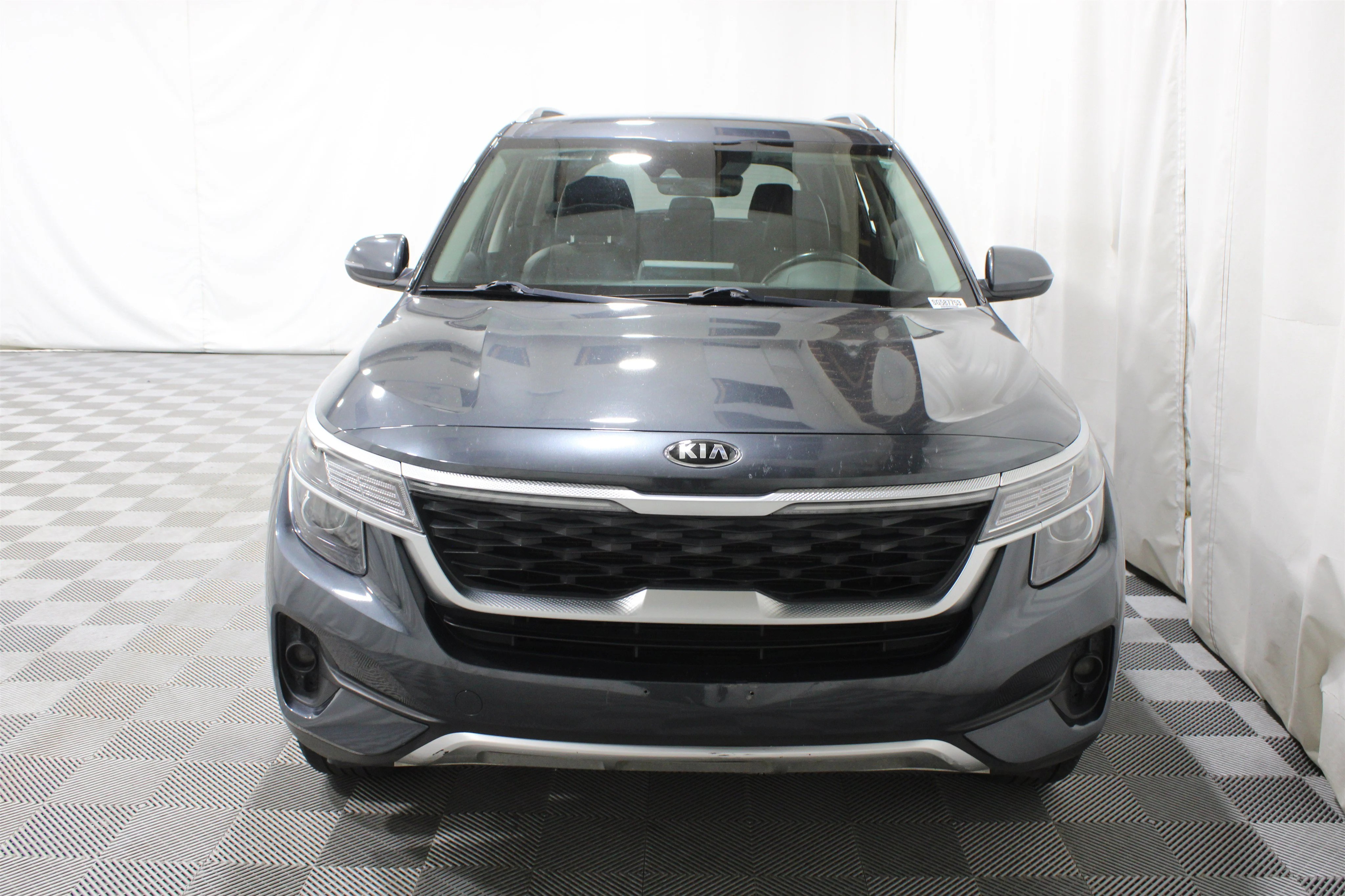 Used 2021 Gravity Gray Kia S image 25