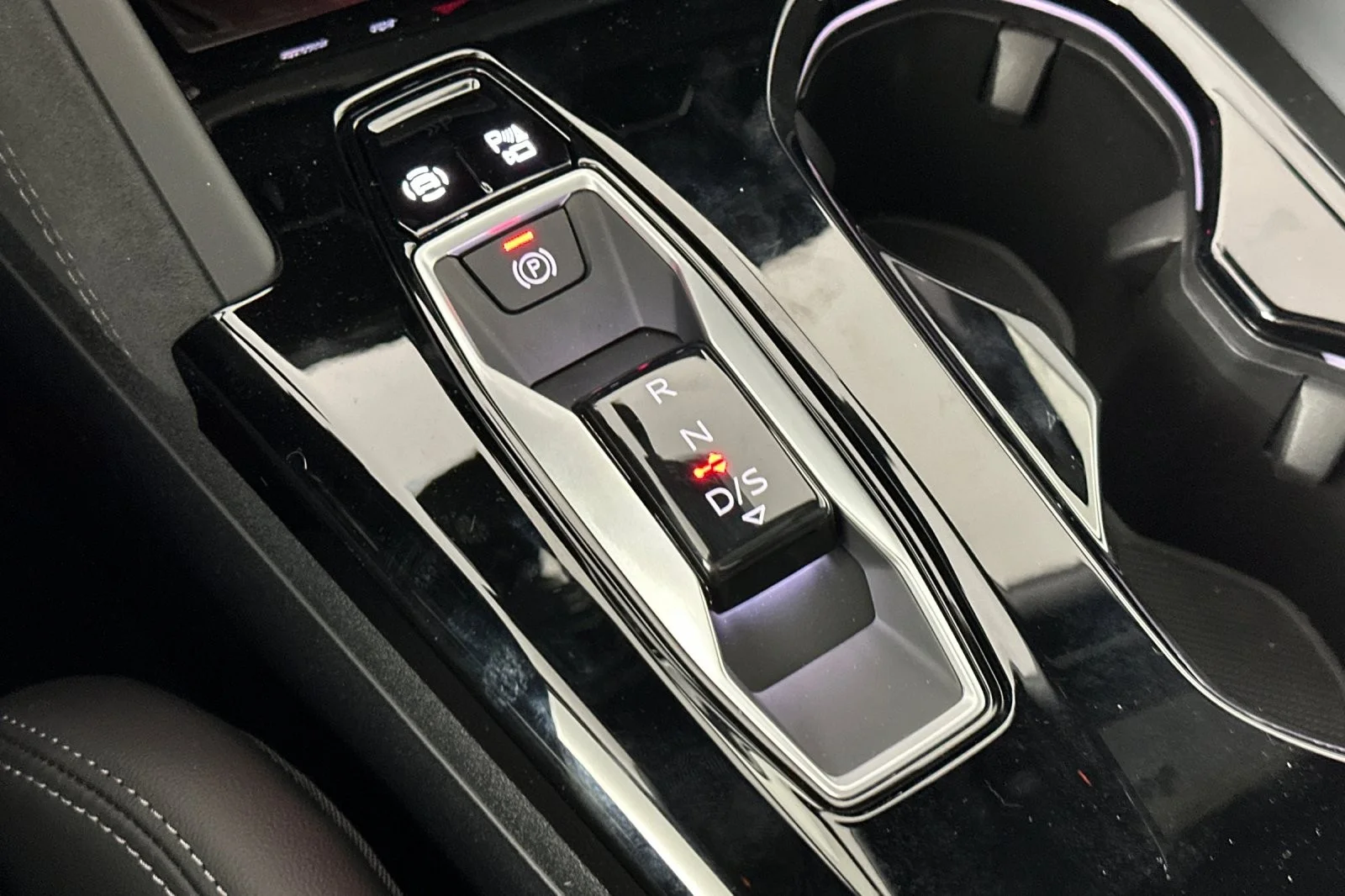 New 2026 Daytona Gray Metallic Audi Premium Plus 3.0 TFSI quattro image 21