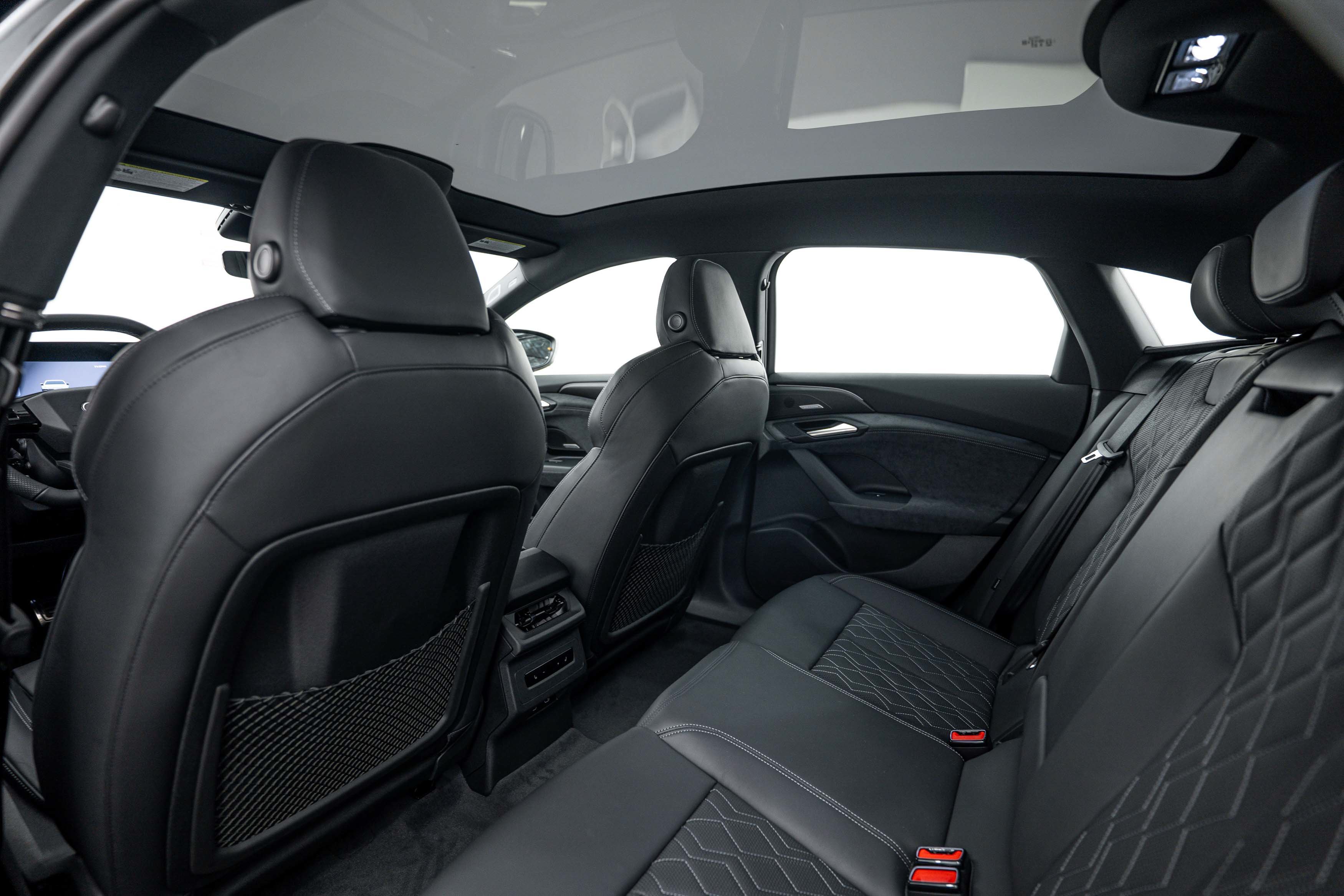 New 2027 Daytona Gray Audi Premium Plus image 18