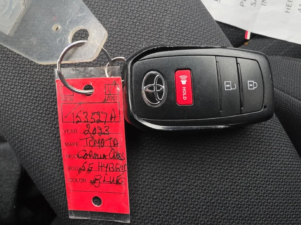 Used 2023 Blue Toyota Hybrid SE image 18