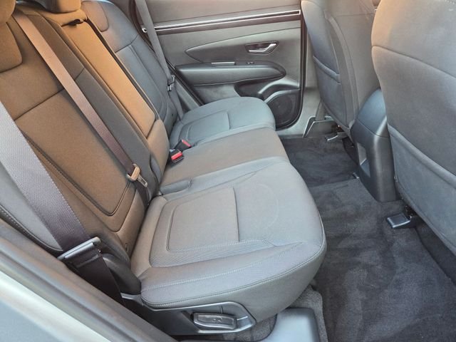 Used 2024 Silver Hyundai SE image 22