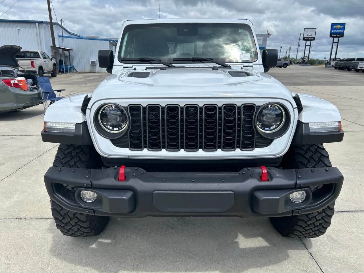 Used 2025 White Jeep Rubicon X image 5