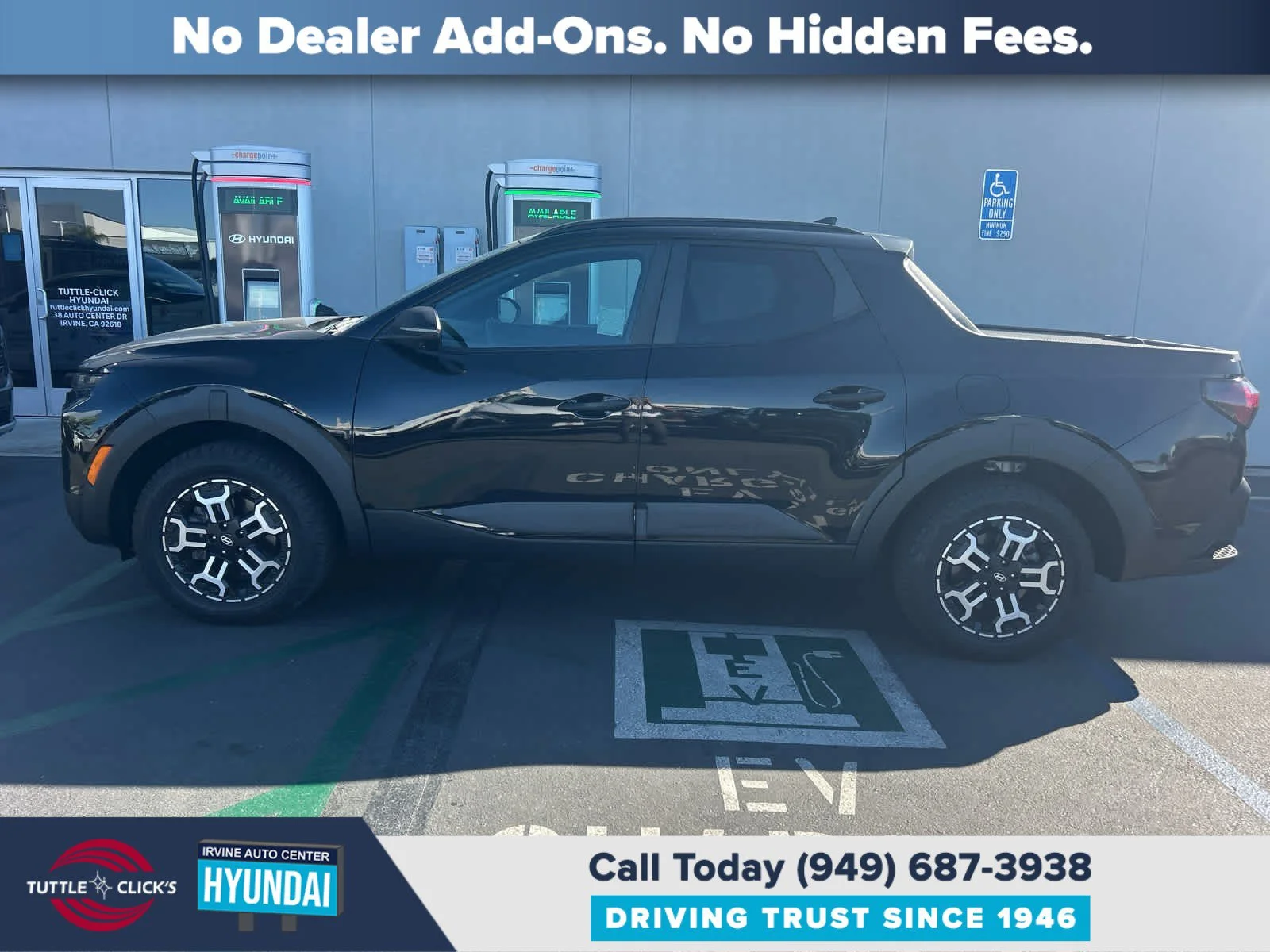 Used 2025 Phantom Black HYUNDAI XRT image 1