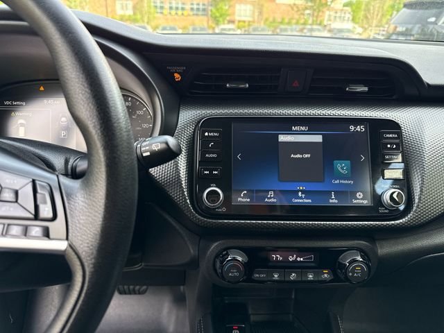 Used 2021 Blue Nissan SV image 18