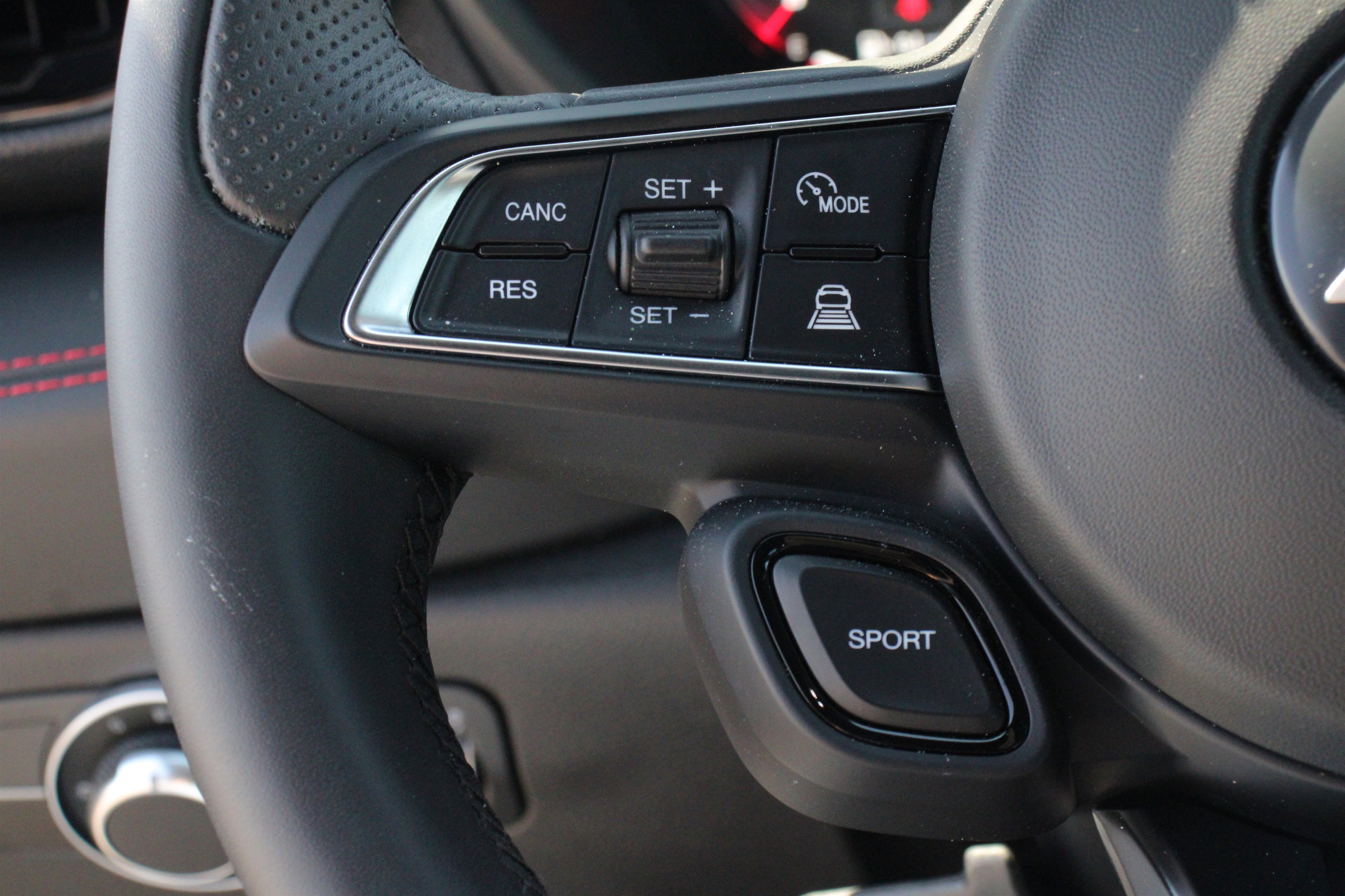 2025 Dodge Hornet GT - Photo 9