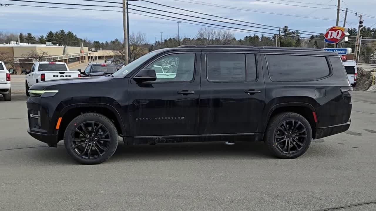 New 2026 High Gloss Black Jeep Summit Obsidian image 5