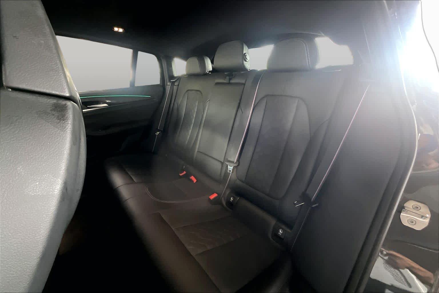 Used 2023 Dark Graphite Metallic BMW  image 18
