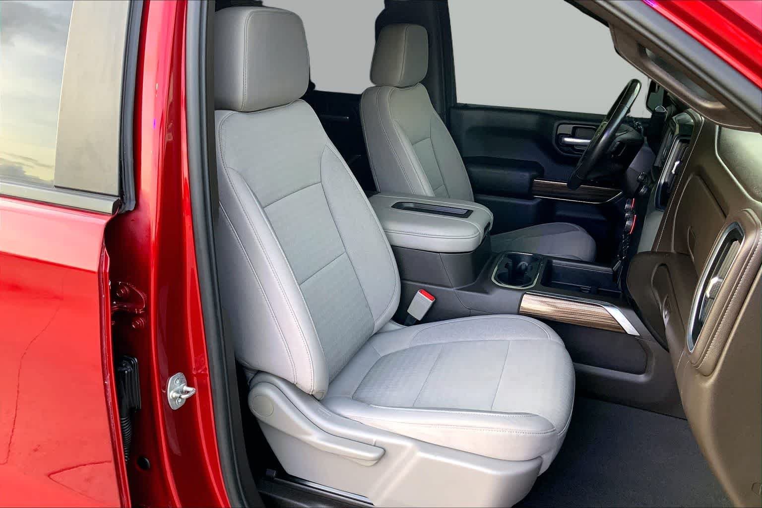 Used 2021 Cherry Red Tintcoat Chevrolet RST image 9