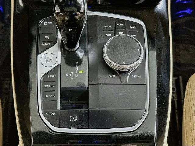 Used 2022 Gray BMW sDrive30i image 20