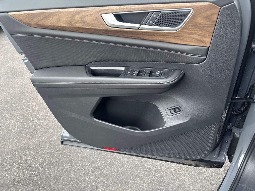 2026 Volkswagen Atlas SE w/Tech - Photo 16