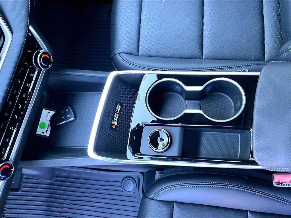 2027 Chevrolet Equinox LT - Photo 14