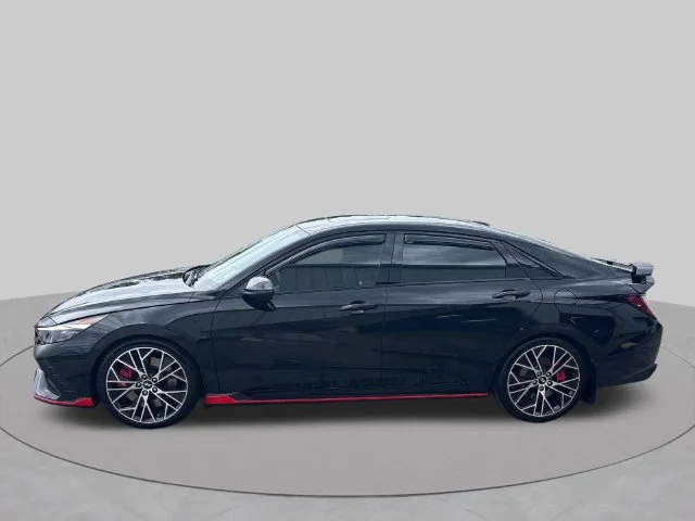 Used 2023 Black Hyundai Base image 3