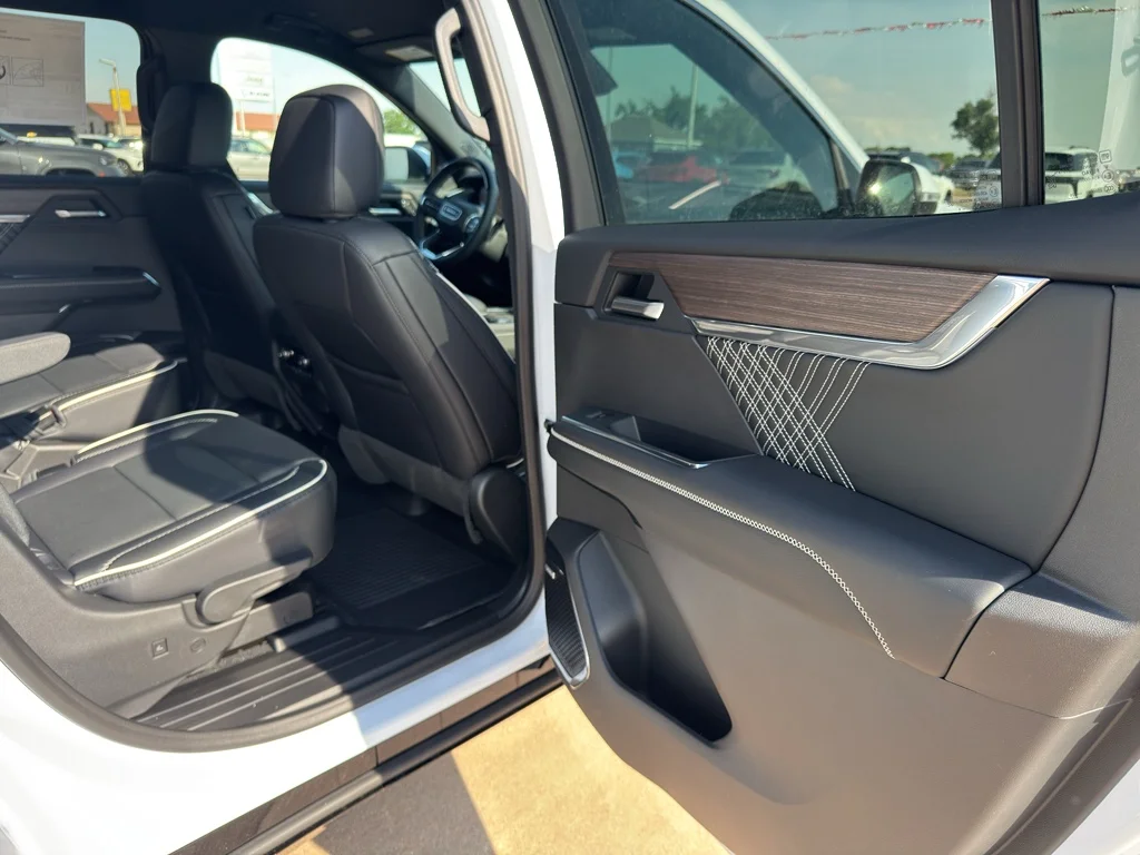 New 2026 Glacier White Tricoat GMC Denali image 15