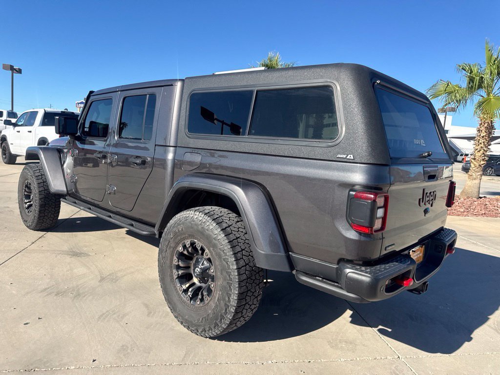 Certified Used 2021 Gray Jeep Rubicon image 3