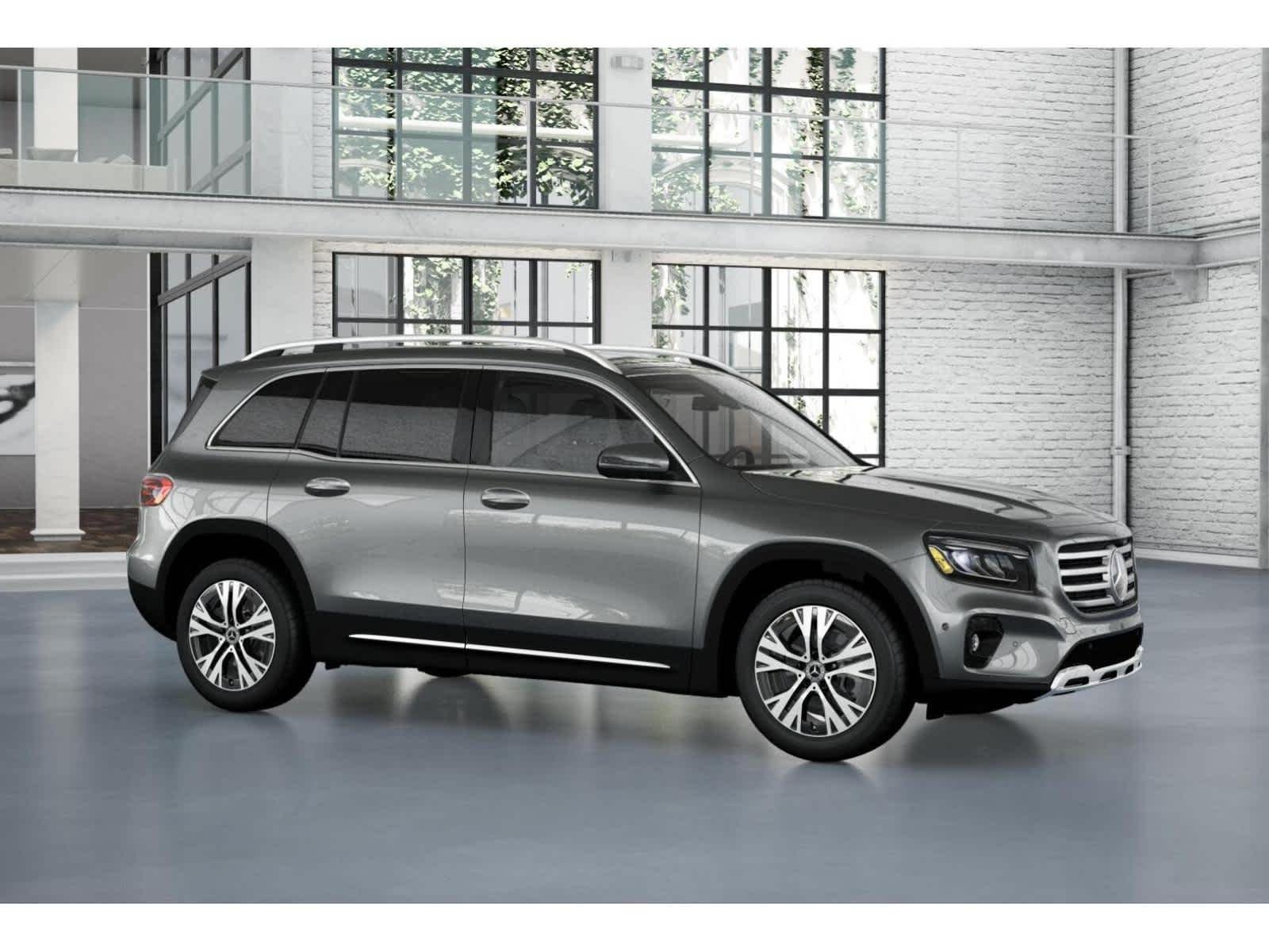 Used 2026 Mountain Grey Metallic Mercedes-Benz GLB 250 image 13
