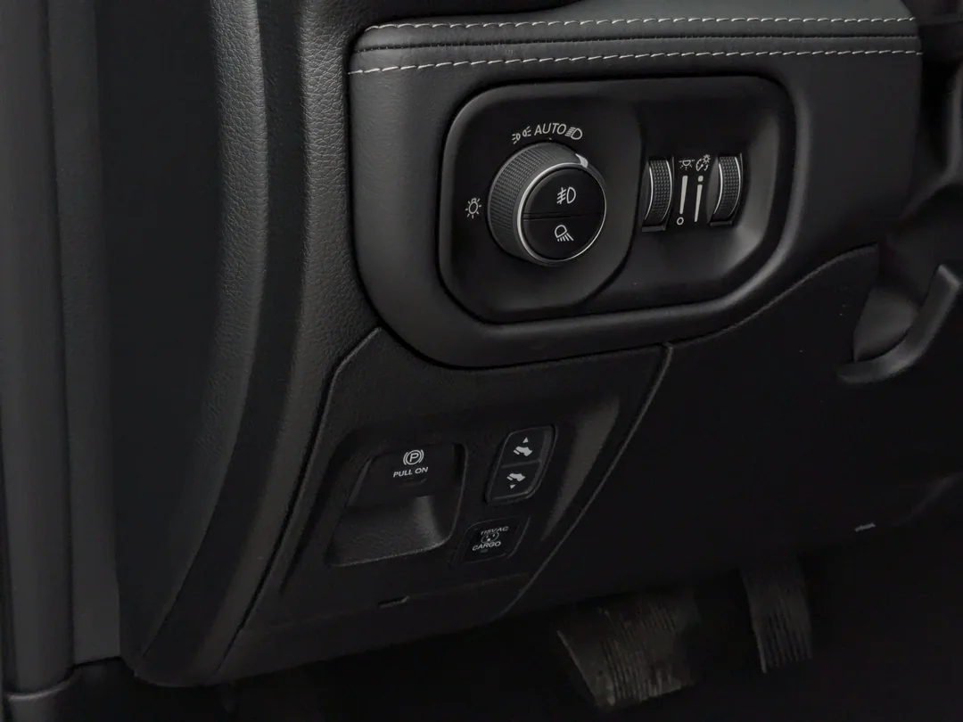 New 2026 Black RAM Limited - - Pano Sunroof - Heads Up Display - Rambox Cargo & More! image 16