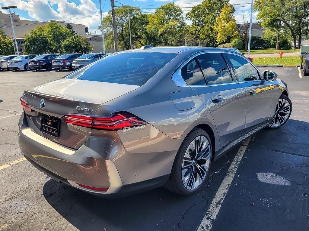 2025 BMW 540I - Image 6