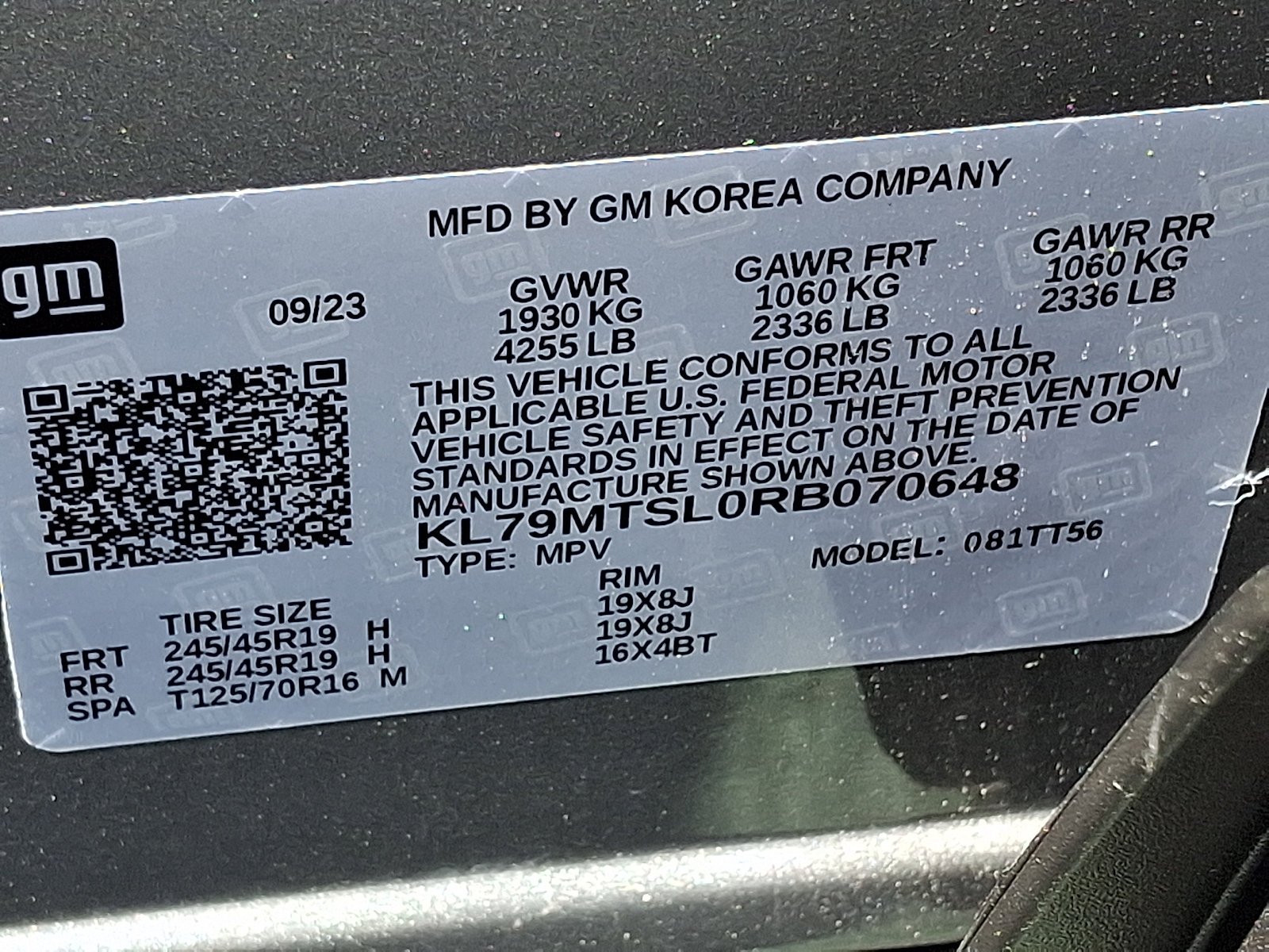 Used 2024 Sterling Gray Metallic Chevrolet RS image 27