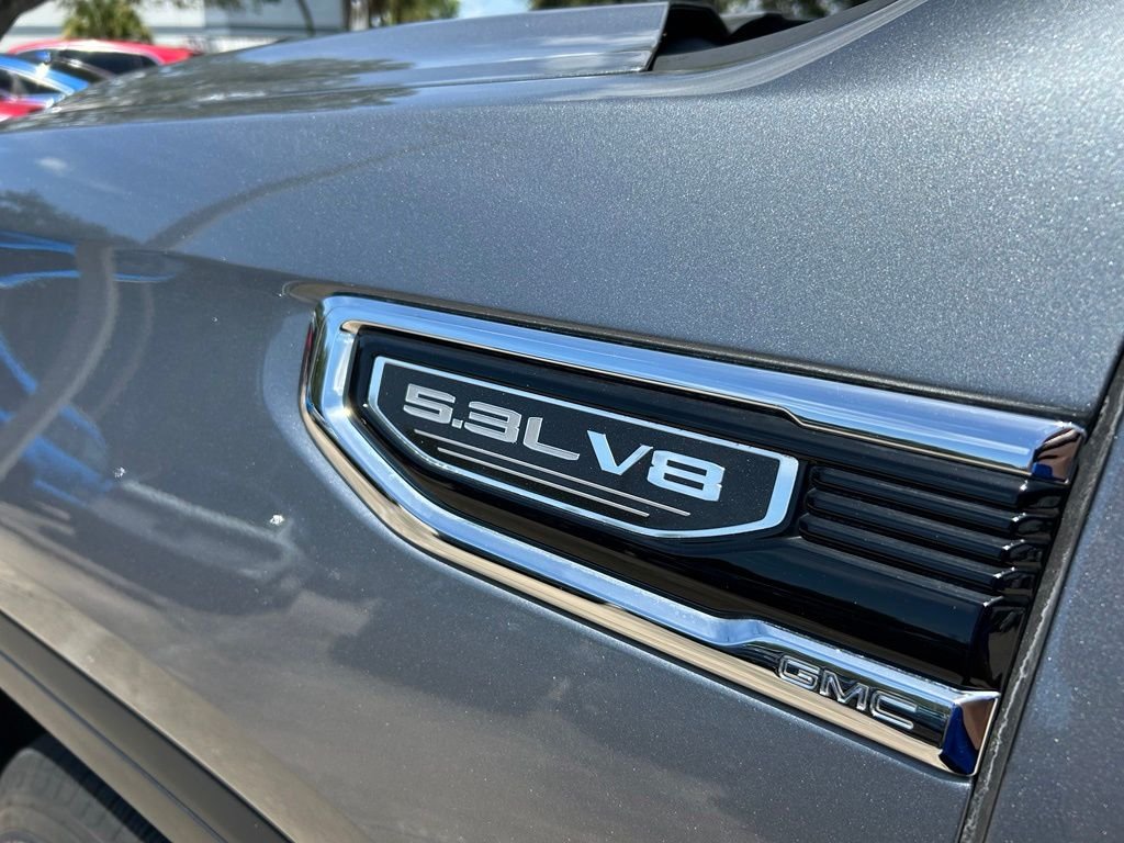 Used 2021 Gray GMC SLT image 30