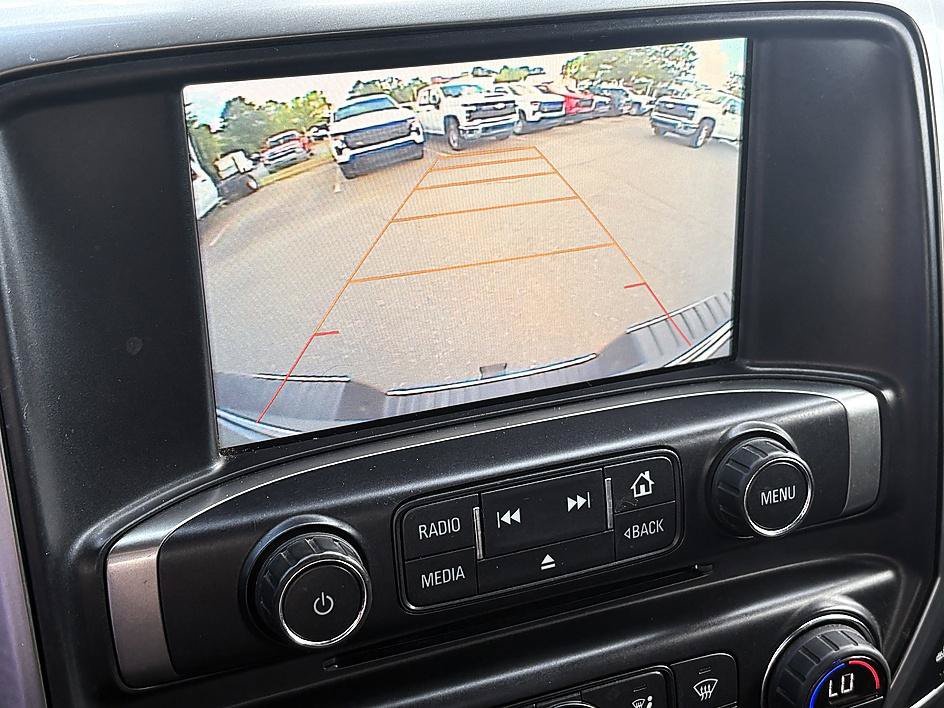 Used 2016 Silver Ice Metallic Chevrolet LT image 23